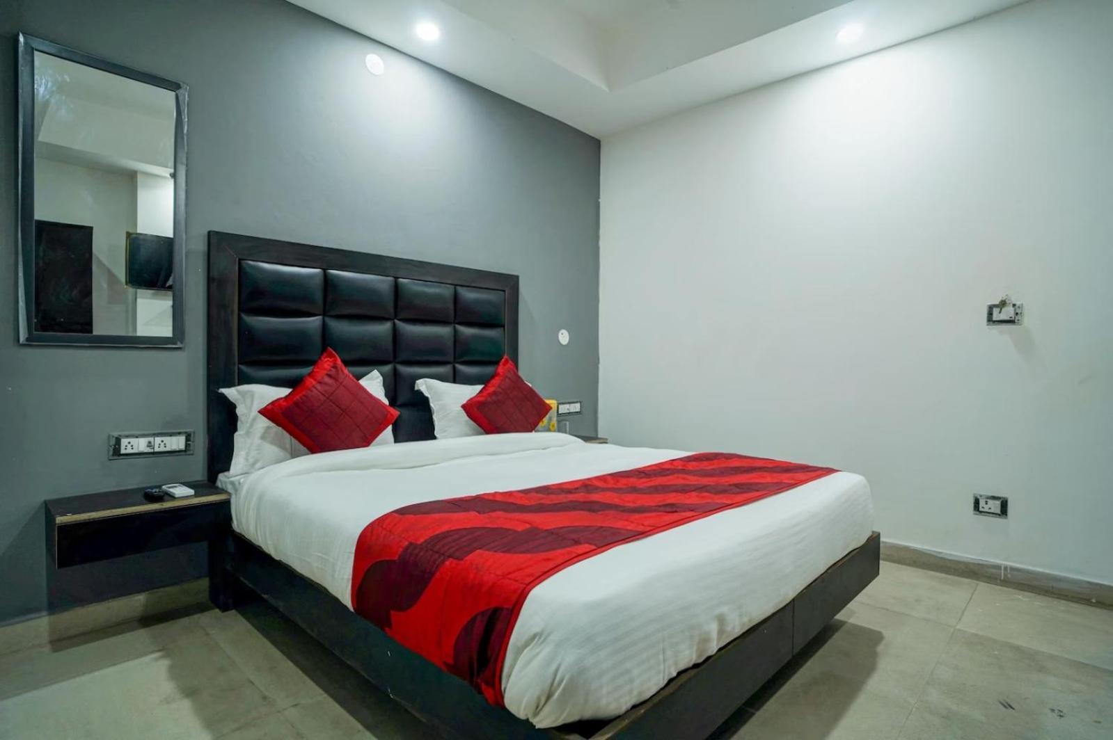 Family Spot Hotell New Delhi Eksteriør bilde