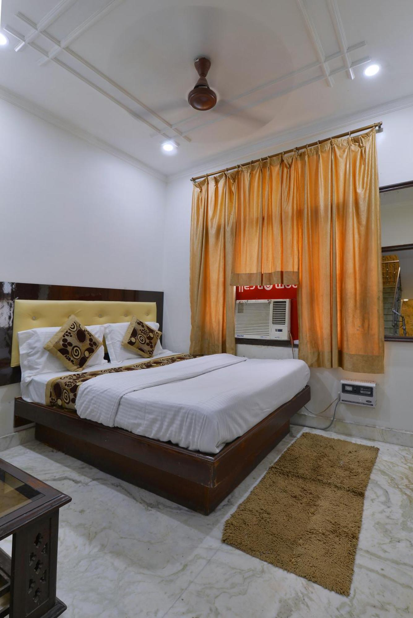 Family Spot Hotell New Delhi Eksteriør bilde